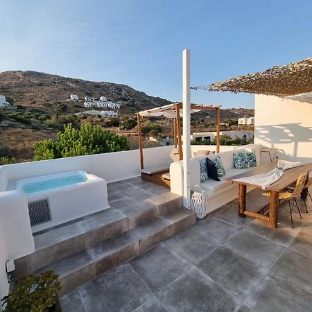 Ninemia Naxos Suites Agios Thaleleos Bagian luar foto